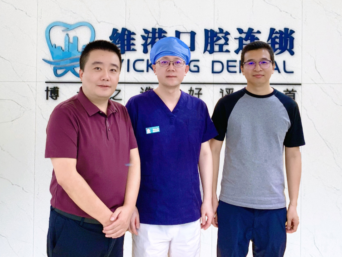 Sweden's Nobel Senior Manager Visits Director Li Dongying, Invites Him to Become a Senior Lecturer in Nobel Dental Implants